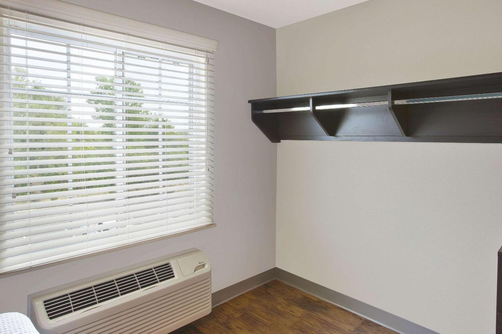 Woodspring Suites St Louis St Charles Saint Charles Екстериор снимка